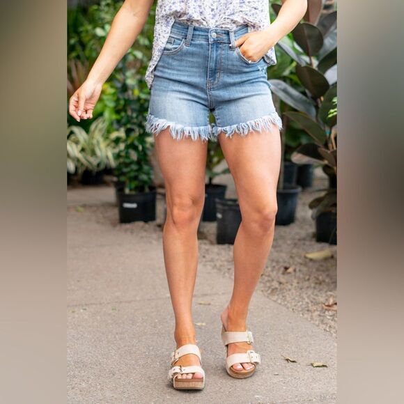 Judy Blue Women’s Size XS Panama High Rise Trucker Denim Jean Shorts Frayed - Picture 1 of 9